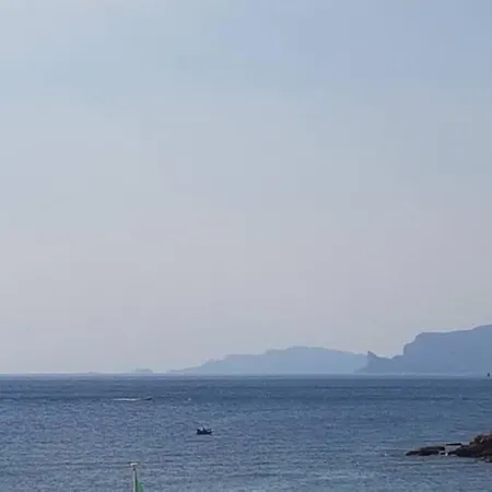 T2 Magnifique Vue Mer Panoramique Six-Fours-les-Plages Exterior photo